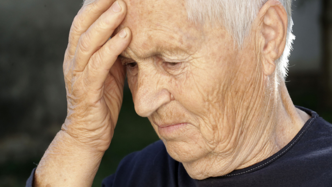 Anosognosia: When Dementia Patients Can’t Recognize Their Impairment-Image