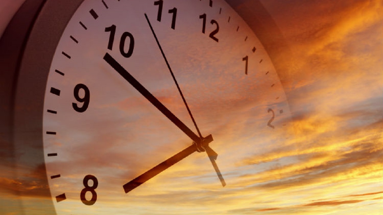 Daylight Saving Time Can Trigger Sundowning Behaviors-Image