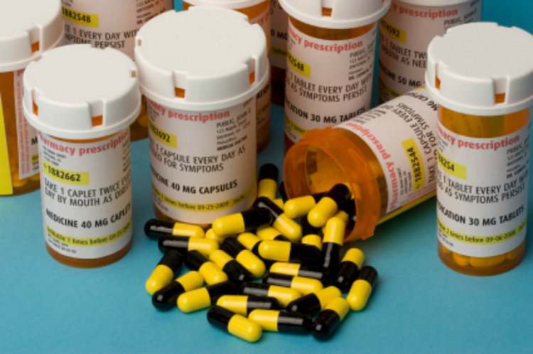 How to Tell the Difference Between Prescription Drug Abuse and Misuse-Image