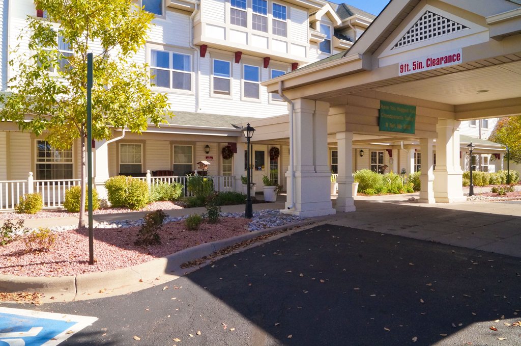 Brookdale Roslyn Denver, CO Nursing Home
