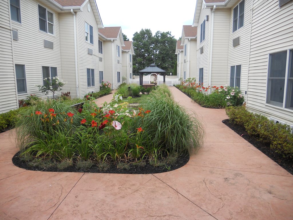 Spring Oak at Toms River Toms River, NJ Assisted Living