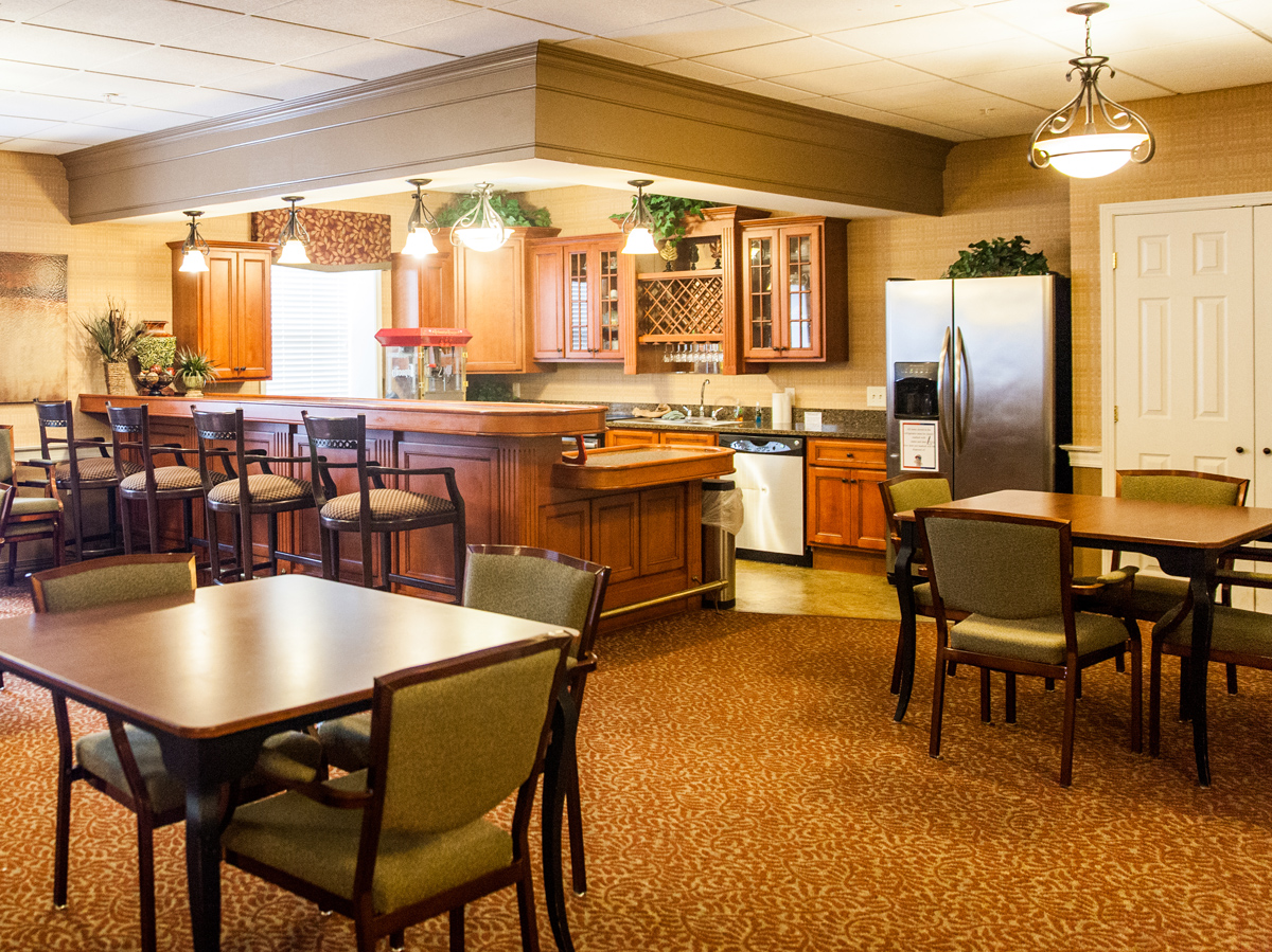 Country Meadows of South Hills of Pittsburgh Bridgeville, PA Senior