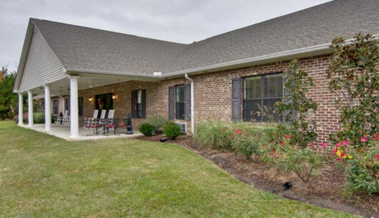 Montgomery Gardens Starkville Ms Isted Living Agingcare Montgomery Gardens At Starkville Ms
